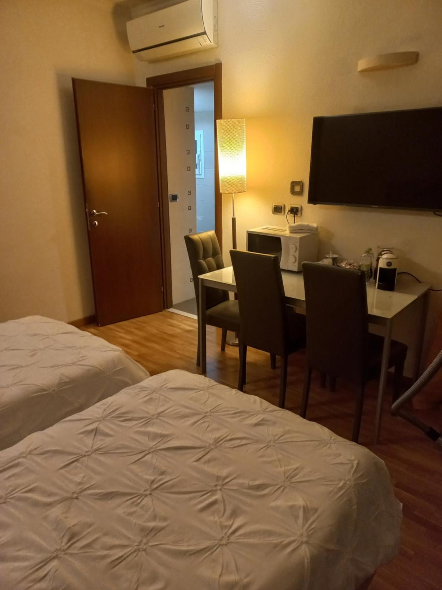 Stefano House Appartamento Fontana Di Trevi 罗马 客房 照片